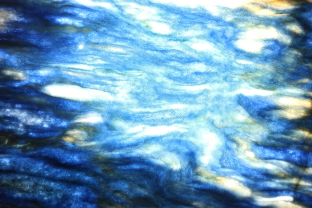 Cloud Wave Backlit Onyx